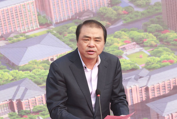 省一建老总_情侣头像一男一女(2)