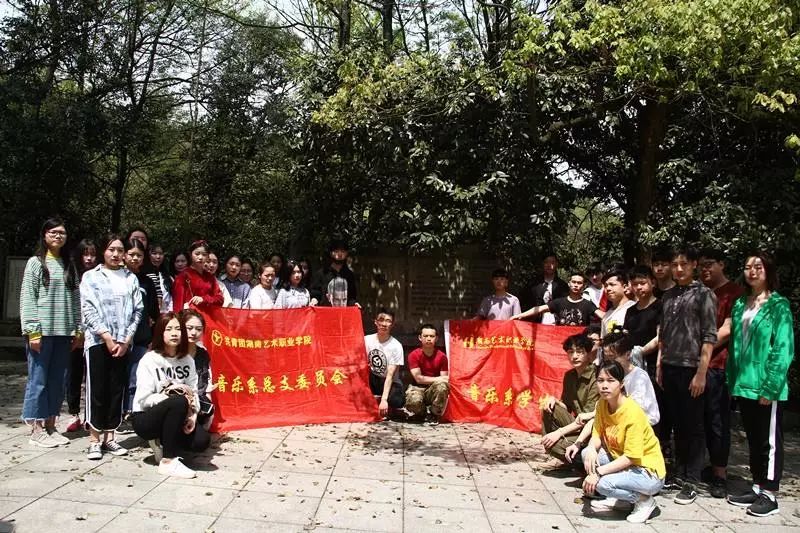 https://mmbiz.qpic.cn/mmbiz_jpg/v6utlCWbWKzlGXVoCLnnY6xZLuv7Cvag42wKbuiaSEicSc7g3MVsKyHWHS5p7u9bGFbHZfLbCbVM2h04qlo27fJg/640?wx_fmt=jpeg&wxfrom=5&wx_lazy=1