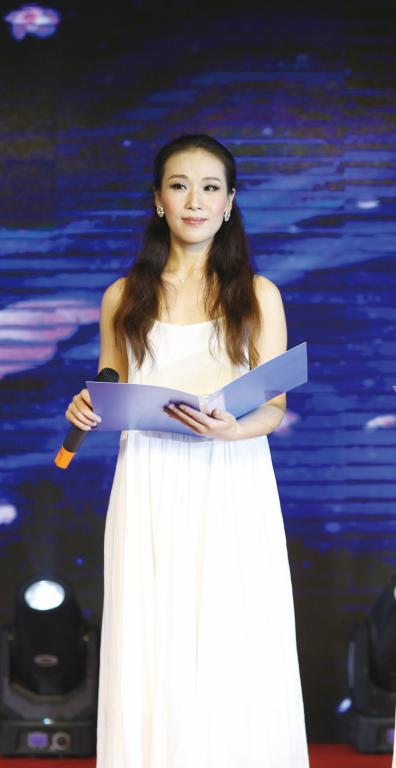 唐蓉青：从播音员到教师的角色转换（转自《教师》杂志2019年2月刊）