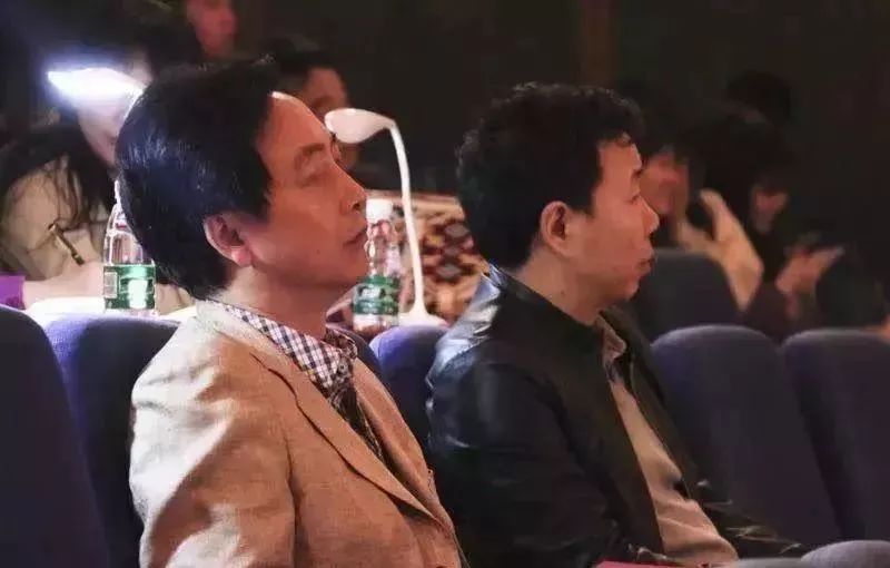 https://mmbiz.qpic.cn/mmbiz_jpg/oEE0oicUmibV0NLesebsHgEUz0T3LiaLUFO05bus5iaBMic88aEJfc2bjwkAnjuqtVudj4YzJkqyTdVaH4B1RTd2SmA/640?wx_fmt=jpeg&wxfrom=5&wx_lazy=1