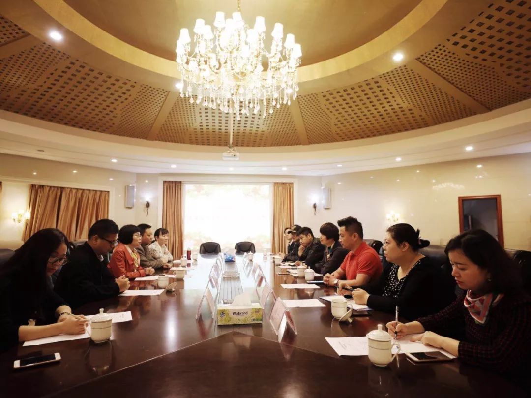 https://mmbiz.qpic.cn/mmbiz_jpg/oEE0oicUmibV24cVELX9g2g37w2sF7ZYicGluD24o9M2GyLiasapo0eKWsMHAtvw6laBWF9j2T5Yaib0dZ1mxjuw7aQ/640?wx_fmt=jpeg