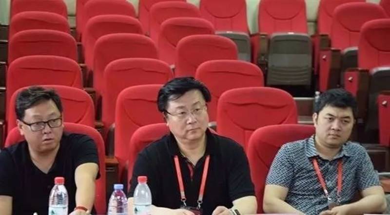 https://mmbiz.qpic.cn/mmbiz_jpg/oEE0oicUmibV17Sl1lcV5p3KLia0QCblPYVfiaJhLRDP1hbpaPMxyplXVXMK3xbaiaARByUv620iaYLocav3V5fxEhQA/640?wx_fmt=jpeg&wxfrom=5&wx_lazy=1
