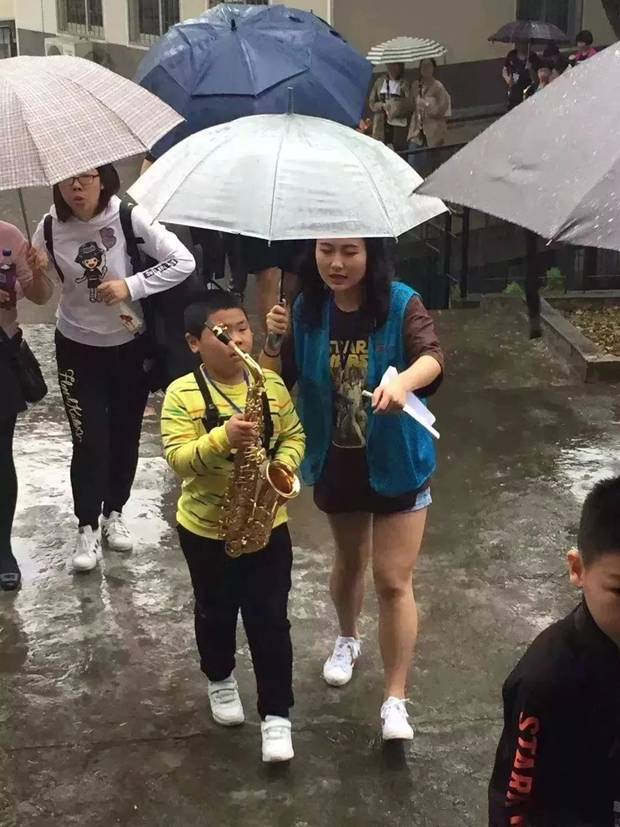 http://mpt.135editor.com/mmbiz_jpg/oEE0oicUmibV0DE4v3Ojqu86yxWf872QNRtvBwMl2LlDnE7Kmp0B0sjibCNBJWnhfARs0uyCQgqV085xf6HbibZOHA/640?wx_fmt=jpeg