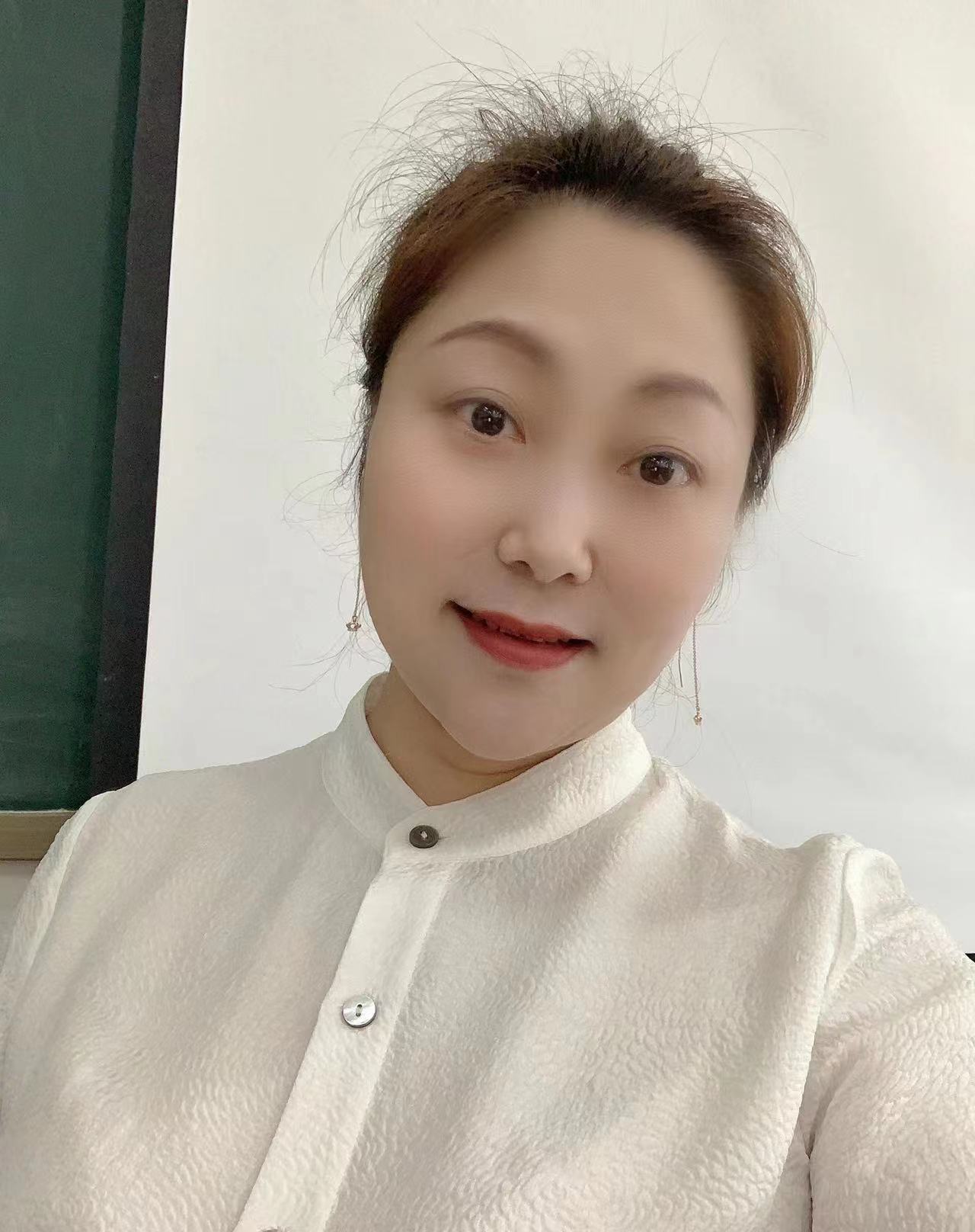 周艳