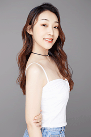 尹君